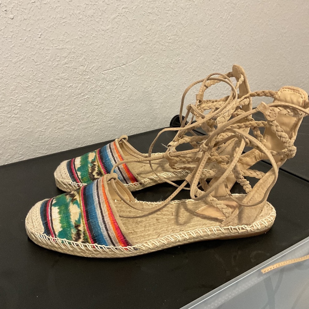 EUC Schutz flat espadrilles 9